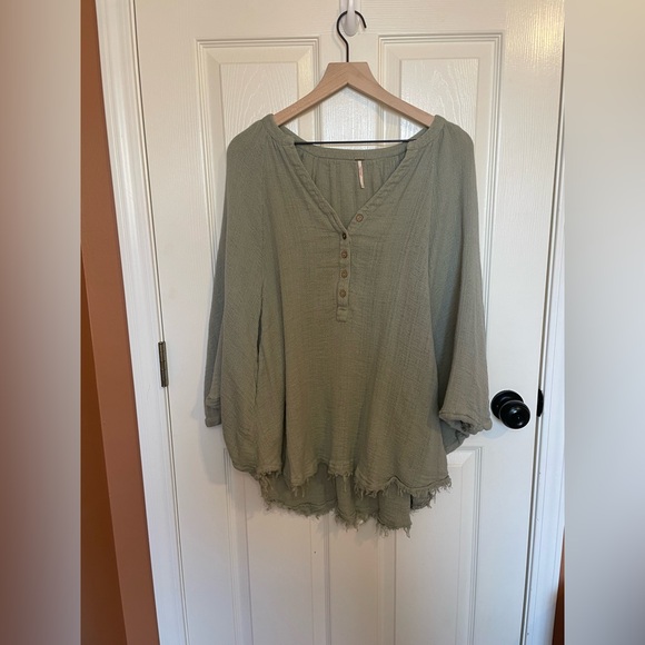 Free People Tops - Free People Seersucker Henley